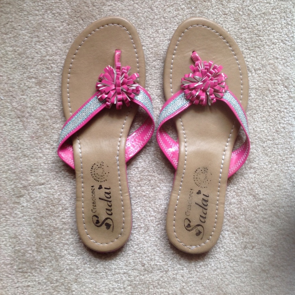 Sadai pink and silver sandals, size 9